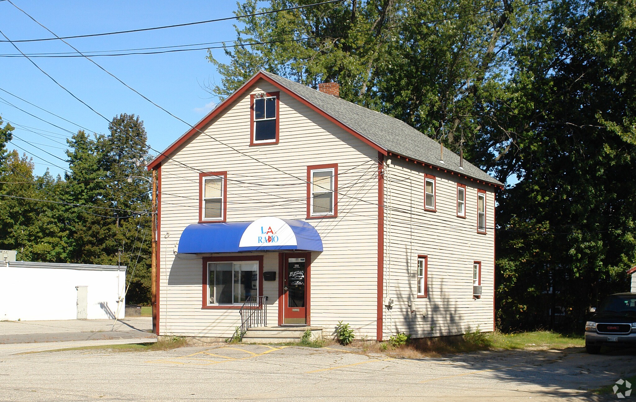 555 Center St, Auburn, ME à vendre Photo principale– Image 1 sur 3