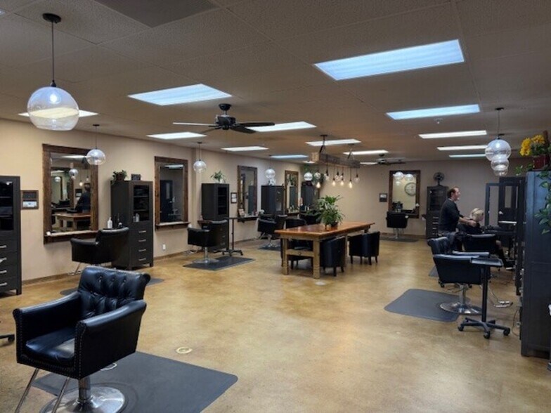 6 S Central Ct, Stockton, CA à louer - Photo intérieure – Image 3 sur 14