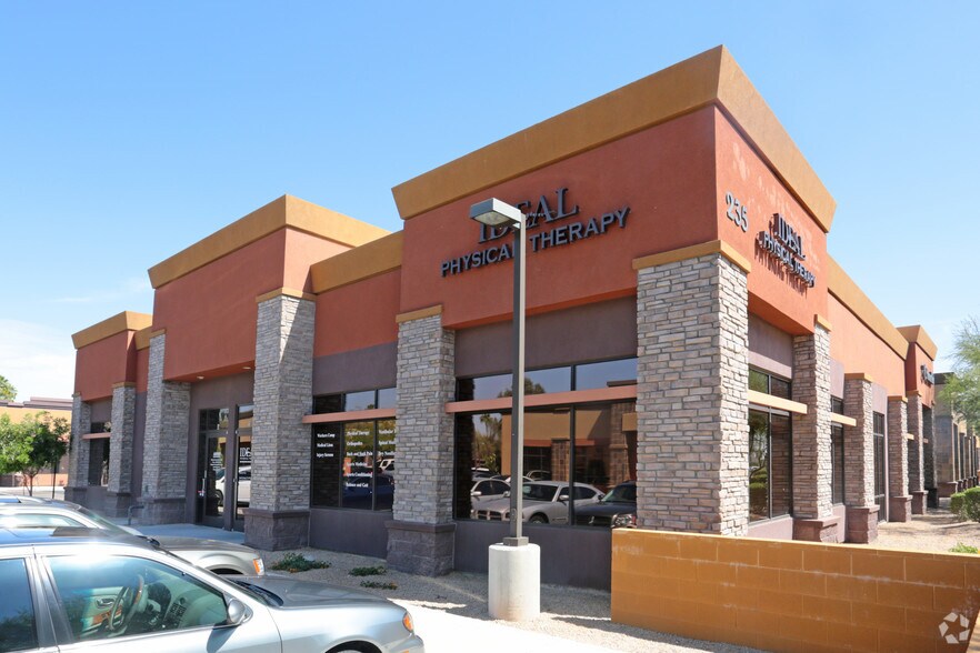 235 S Dobson Rd, Chandler, AZ à louer - Photo principale – Image 1 sur 7