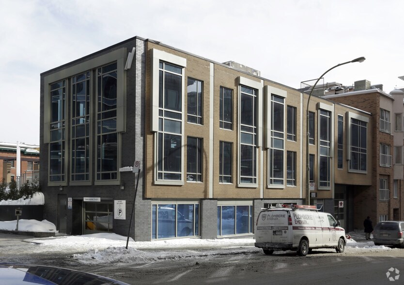 1101 Rue de Bleury, Montréal, QC à louer - Photo principale – Image 1 sur 2