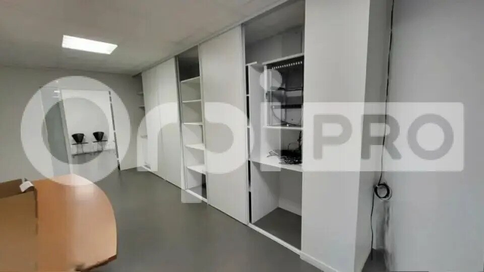 Bureau dans Saint-Nazaire à louer - Photo de l’immeuble – Image 2 sur 6