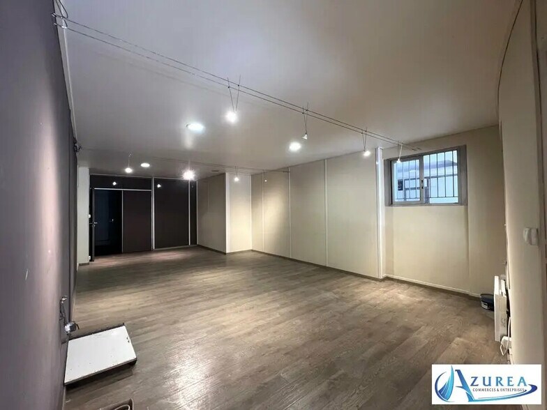 Local commercial dans Nice à vendre - Photo de l’immeuble – Image 3 sur 10