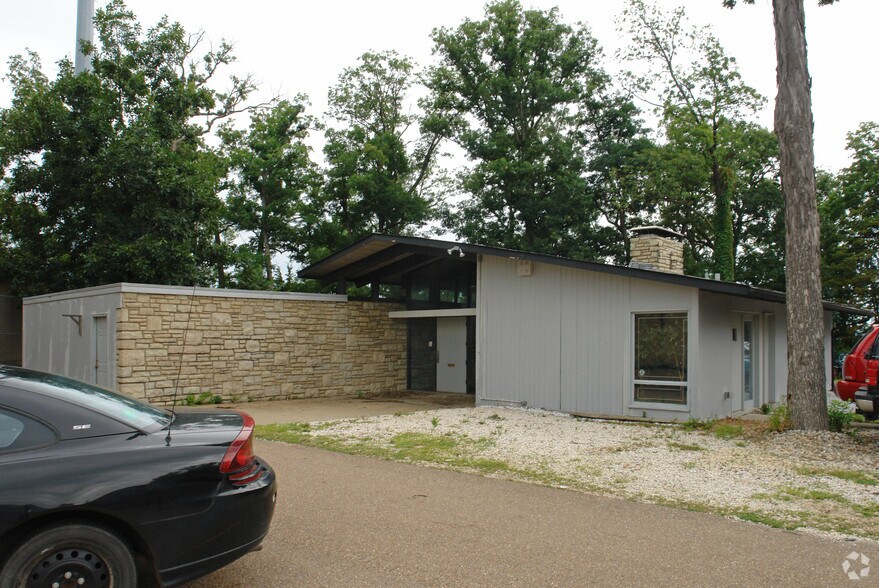 1 Valley Park Rd, Fenton, MO à vendre - Photo de l’immeuble – Image 2 sur 3