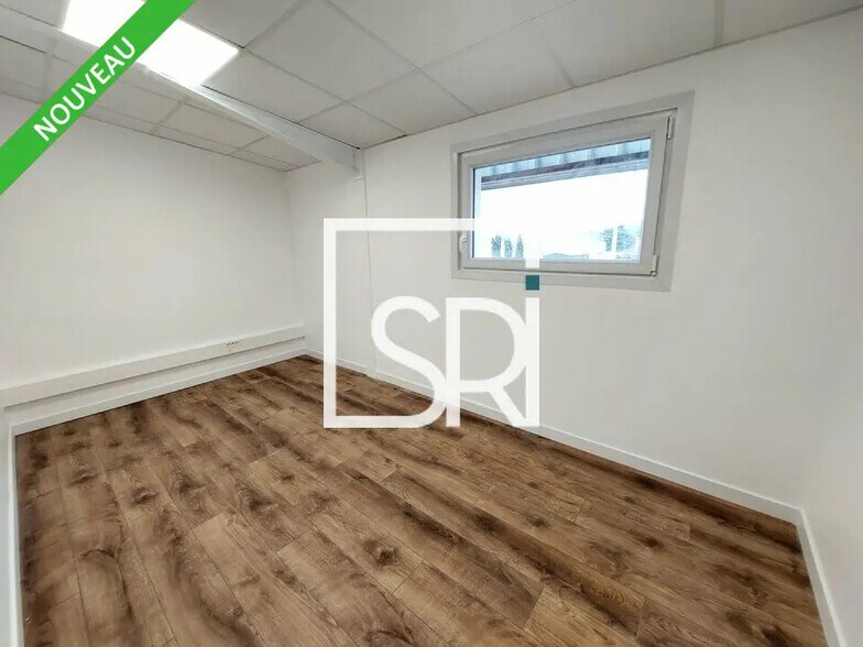 Bureau dans Cournon-d'Auvergne à louer - Photo de l’immeuble – Image 3 sur 12