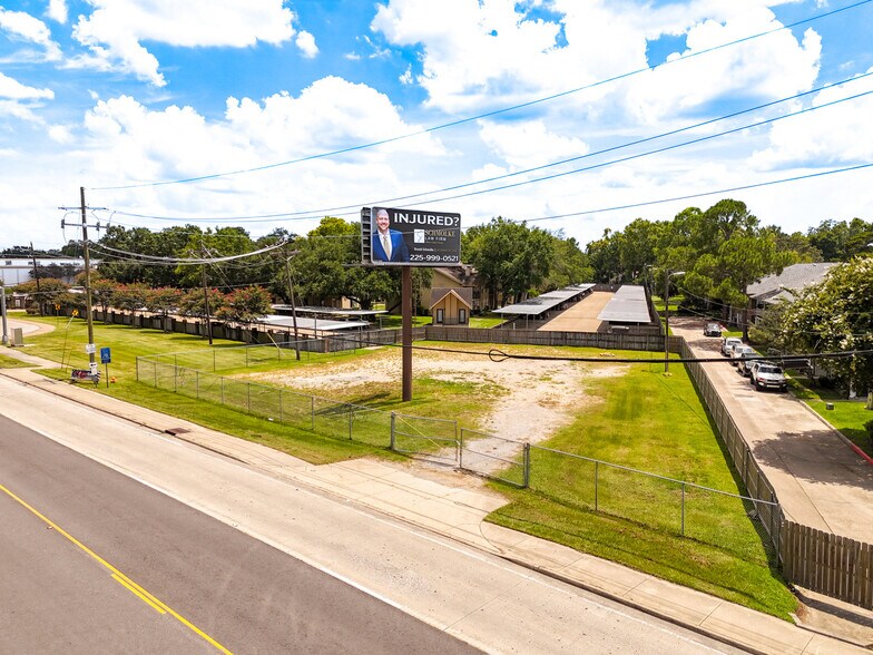 10526 Jefferson Hwy, Baton Rouge, LA à louer - Photo de la construction – Image 2 sur 4