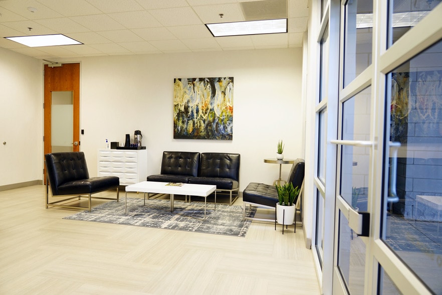 5055 W Park Blvd, Plano, TX à louer - Photo intérieure – Image 3 sur 8