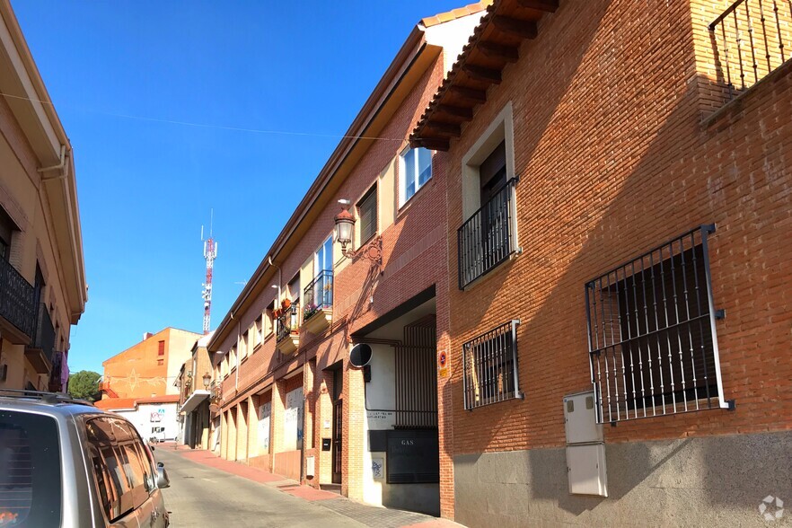 Calle De La Paloma, 40, Algete, Madrid à vendre - Photo de l’immeuble – Image 2 sur 2