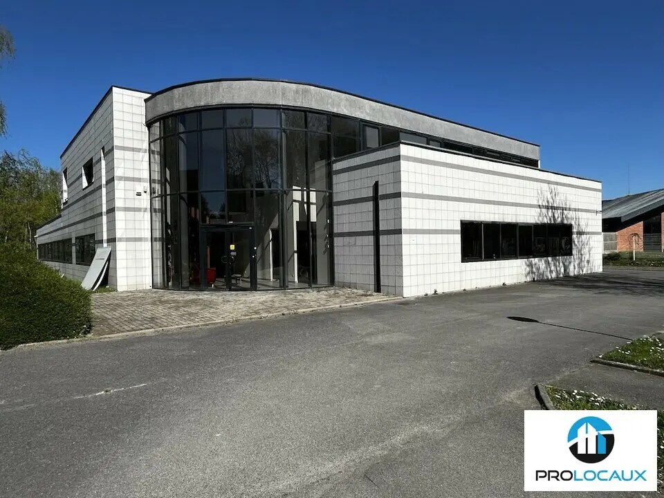 Bureau dans Senlis à louer Photo de l’immeuble– Image 1 sur 9