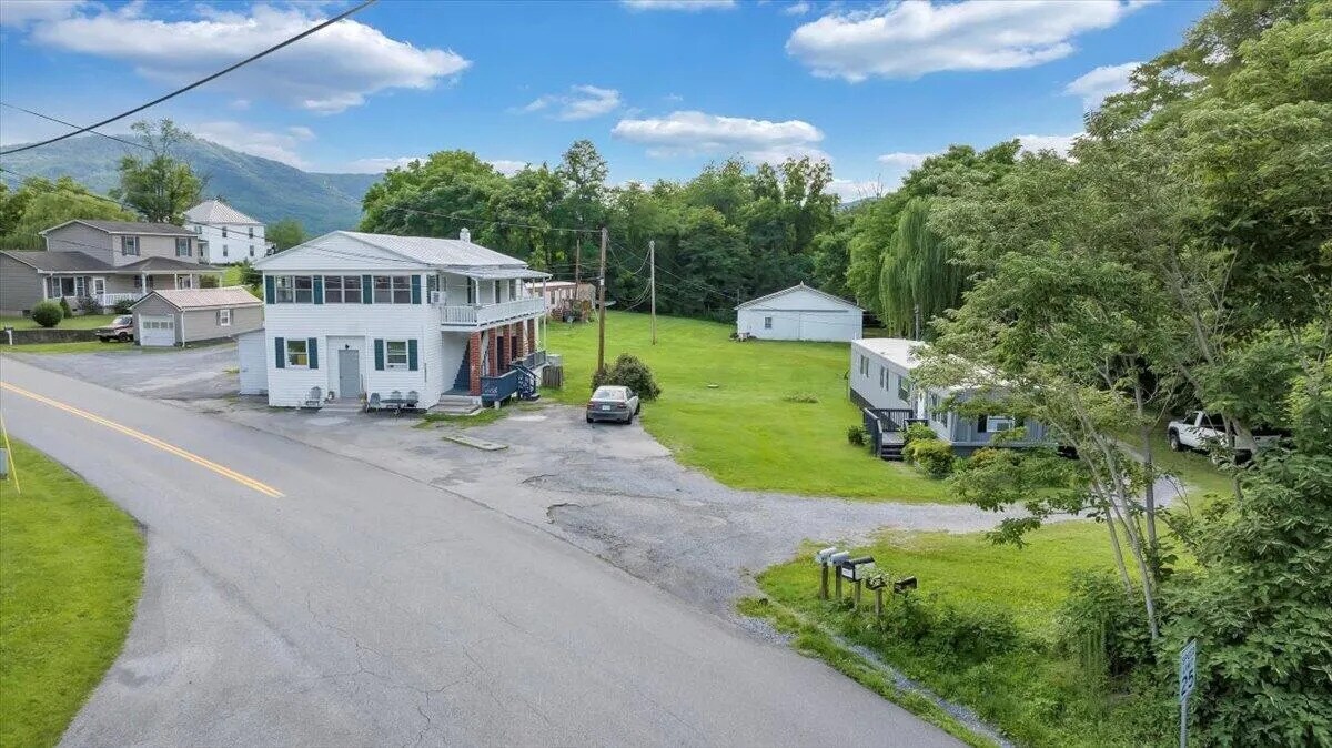 1332-1350 Goose Creek Valley Rd, Montvale, VA à vendre Photo principale– Image 1 sur 21
