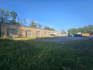 Plus de détails pour 938 Lakewood Farmingdale Rd, Howell, NJ - Local d'activités à louer