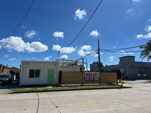 1728 W 166th St, Gardena, CA à louer - Photo de l’immeuble – Image 1 sur 9