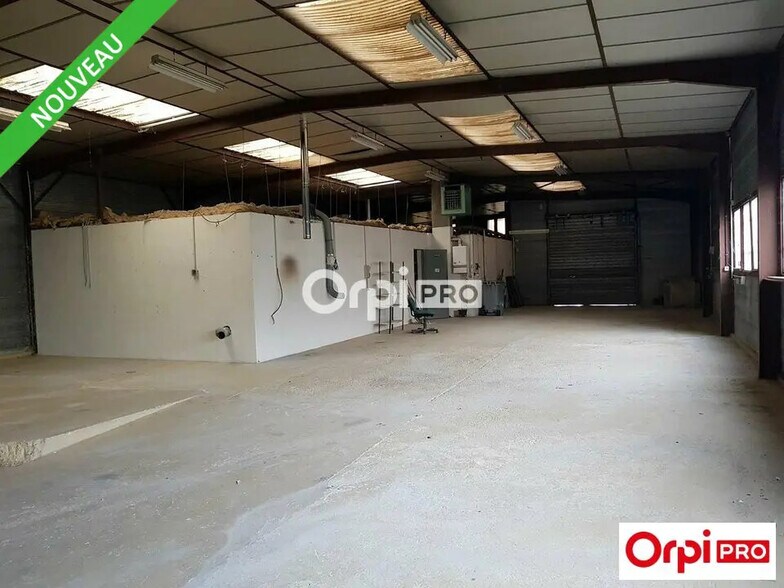 Local d’activités dans Romans-sur-Isère à louer - Photo intérieure – Image 1 sur 12