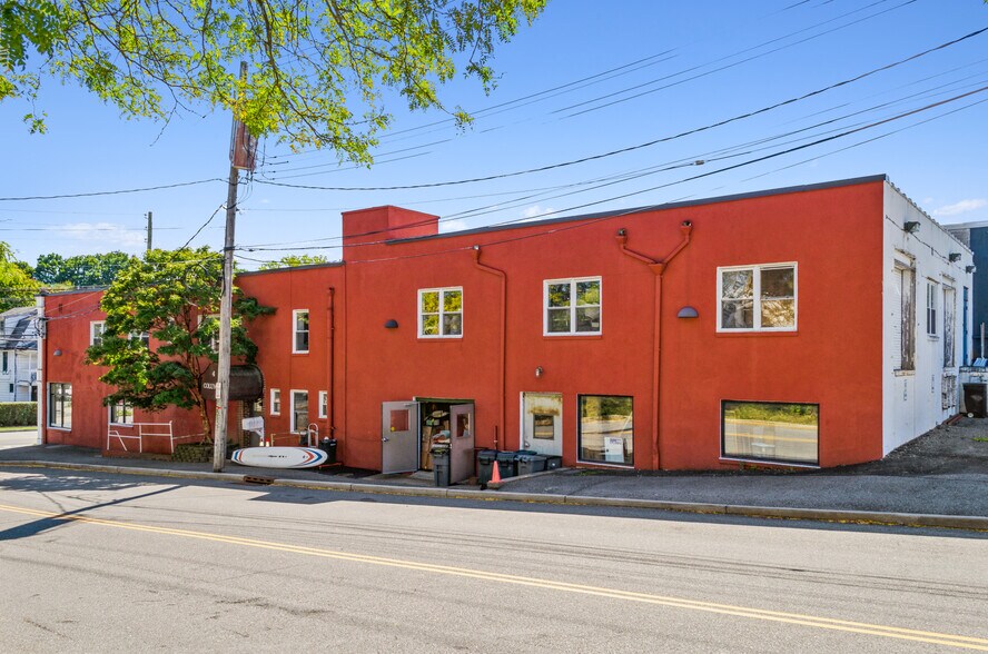 342 Lexington Ave, Mount Kisco, NY à louer - Photo de l’immeuble – Image 3 sur 14