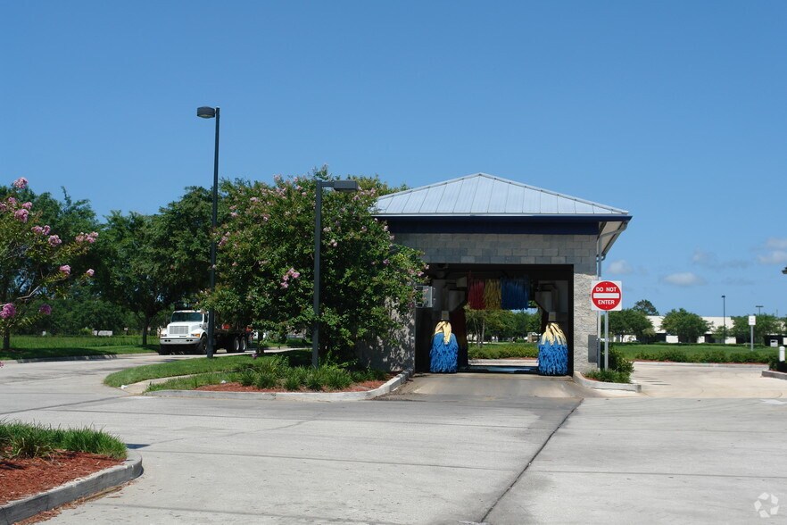 120 Center Place Way, Saint Augustine, FL à vendre - Photo de l’immeuble – Image 3 sur 17