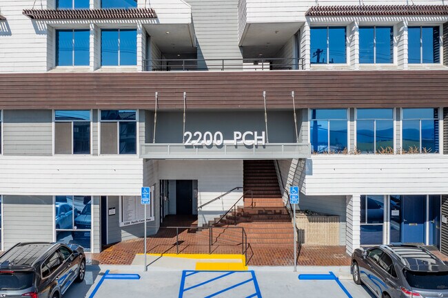 Plus de détails pour 2200 Pacific Coast Hwy, Hermosa Beach, CA - Bureau à vendre