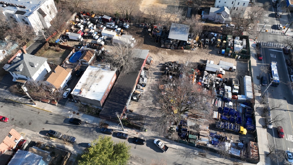 220 City Island Ave, Bronx, NY à vendre - Aérien – Image 2 sur 4