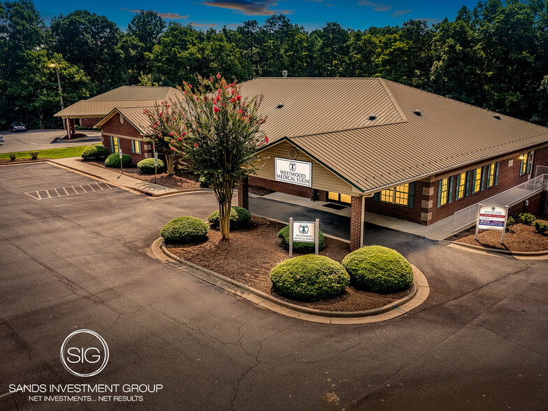 505 Samaritans Ridge Ct, Elkin, NC à vendre - Photo de l’immeuble – Image 3 sur 8