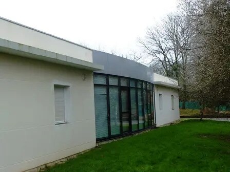 Bureau dans Vannes à louer - Photo de l’immeuble – Image 3 sur 3