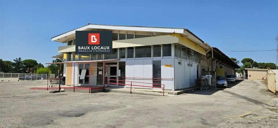 Local commercial dans Carpentras à vendre - Photo de l’immeuble – Image 2 sur 5