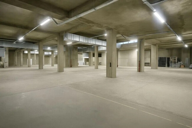 Plus de détails pour Industriel/Logistique à louer