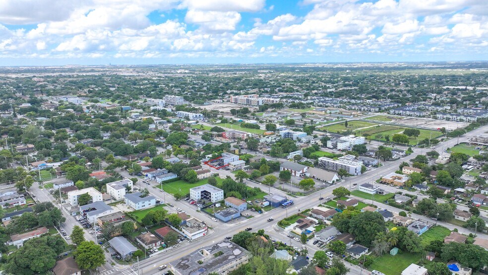 1261 NW 59th St, Miami, FL à vendre - Photo de l’immeuble – Image 2 sur 10