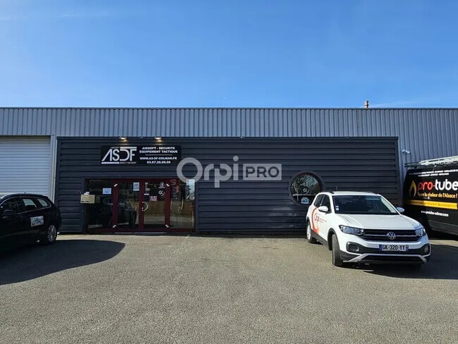 Plus de détails pour Local commercial à louer
