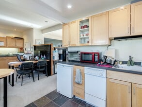 2800 E Evergreen Blvd, Vancouver, WA à louer Photo de l’immeuble– Image 2 sur 13