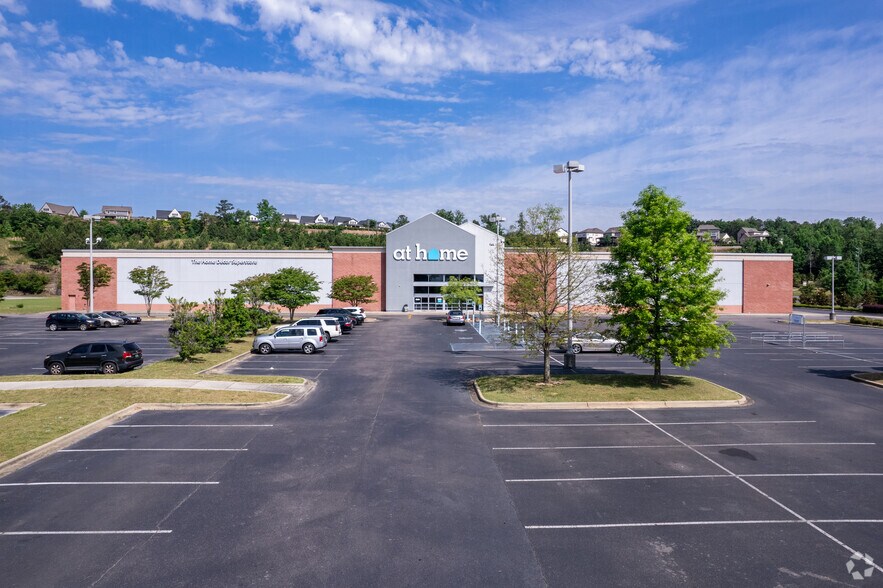 5501 Grove Blvd, Hoover, AL à vendre - Photo de l’immeuble – Image 3 sur 6