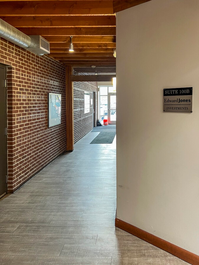 2005 E 2700 S, Salt Lake City, UT 84109 - Lot 100 A/B -  - Photo intérieure - Image 1 of 9