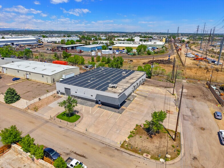 5981 Marion Dr, Denver, CO à vendre - Photo de l’immeuble – Image 3 sur 32