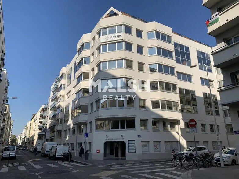 Bureau dans Lyon à louer - Photo de l’immeuble – Image 1 sur 17