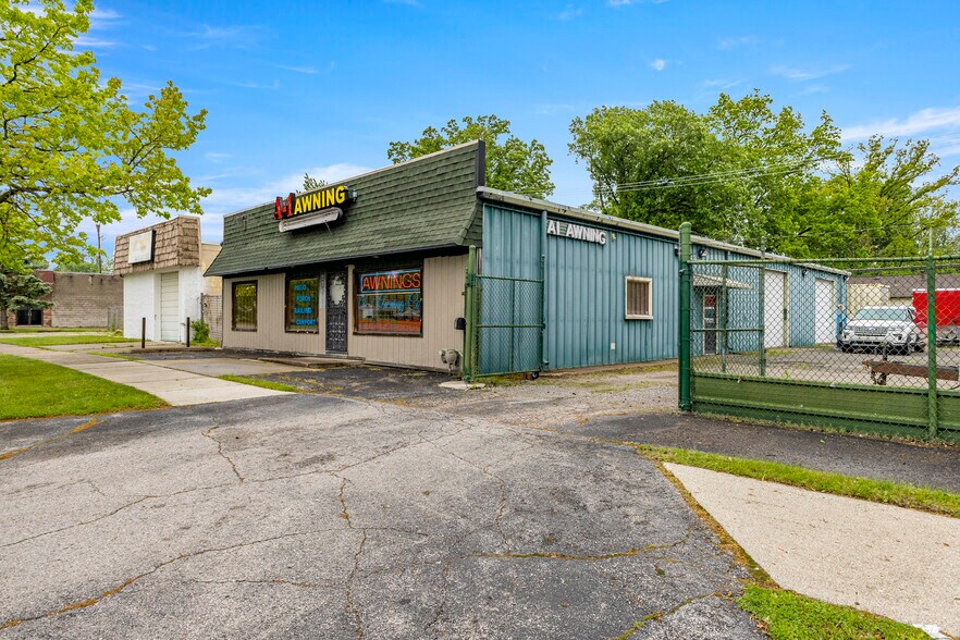 27618 Warren Ave, Westland, MI à vendre - Photo de l’immeuble – Image 2 sur 33