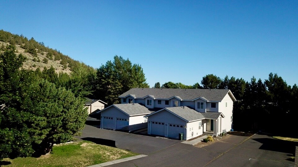 1980 NE Zachary Ct, Bend, OR à vendre Photo principale– Image 1 sur 8