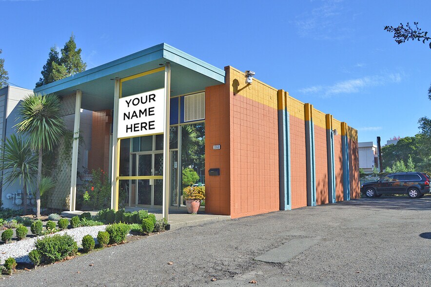 3060 Cleveland Ave, Santa Rosa, CA à vendre - Photo de l’immeuble – Image 2 sur 5