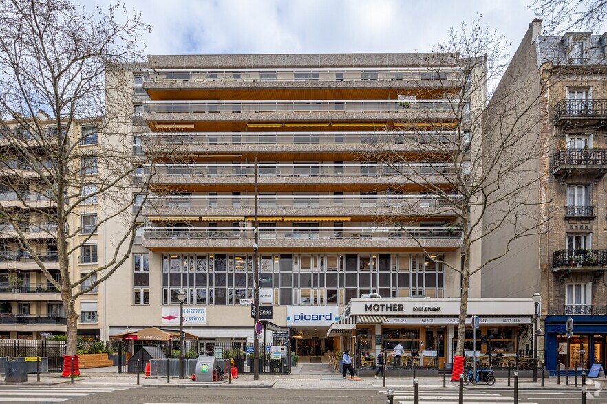 Local commercial dans Boulogne-Billancourt à louer - Photo principale – Image 1 sur 2