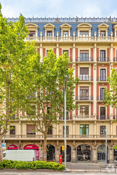 Bureau dans Barcelone, Barcelona à louer - Photo principale – Image 1 sur 1