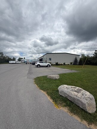 Plus de détails pour 3600 Commerce Pky, Lancaster, NY - Industriel/Logistique à vendre