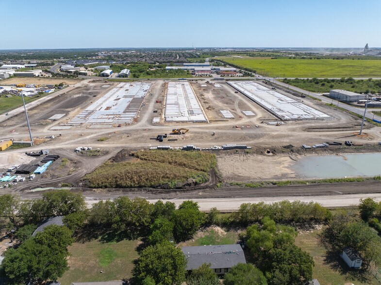 601 SH 130, Georgetown, TX à vendre - Photo de l’immeuble – Image 2 sur 6