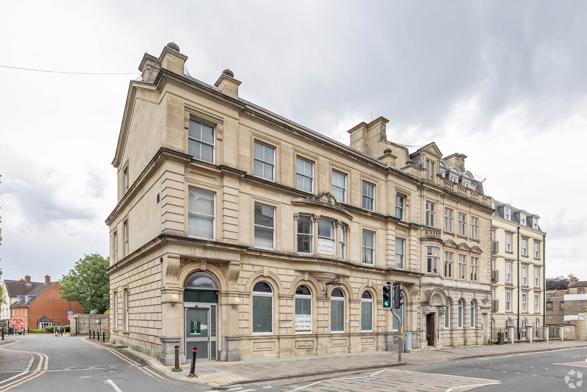 3-7 High St, Swindon à louer Photo principale– Image 1 sur 3
