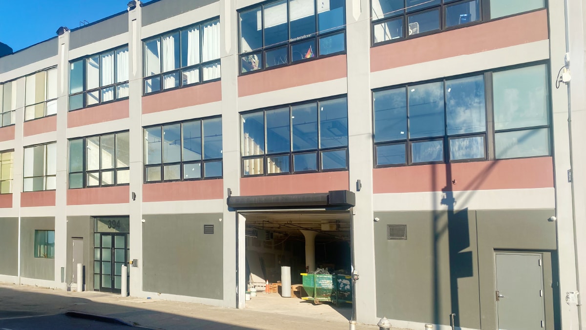 394 McGuinness Blvd, Brooklyn, NY à louer Photo principale– Image 1 sur 6