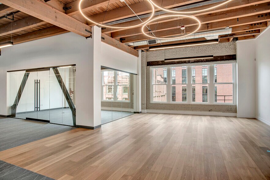 222 2nd Ave S, Seattle, WA à louer - Photo de l’immeuble – Image 2 sur 9