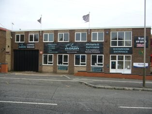 11-13 Parker Dr, Leicester à louer Photo de l’immeuble– Image 1 sur 9