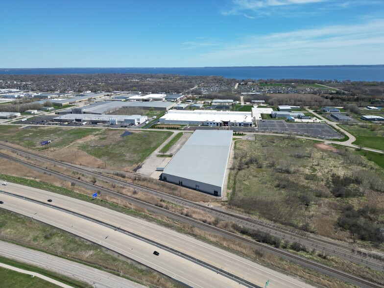 2435 Schultz Rd, Neenah, WI à louer - Aérien – Image 2 sur 18