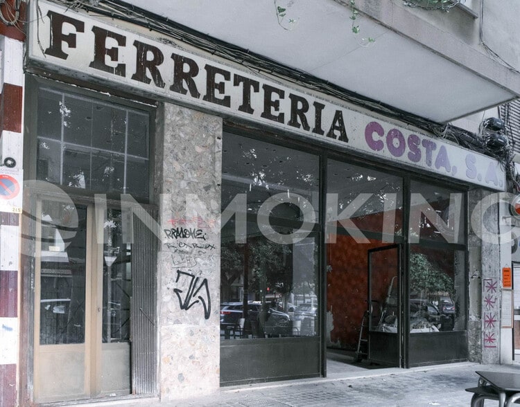 Local commercial dans València, Valencia à louer - Photo de l’immeuble – Image 1 sur 3