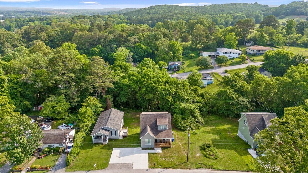 6215 Walden Ave, Chattanooga, TN à vendre - Photo de l’immeuble – Image 2 sur 6