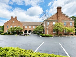 Plus de détails pour 6641 N High St, Worthington, OH - Bureau à louer