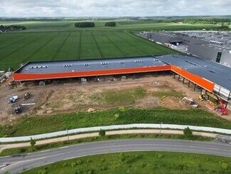 Plus de détails pour Local commercial à louer