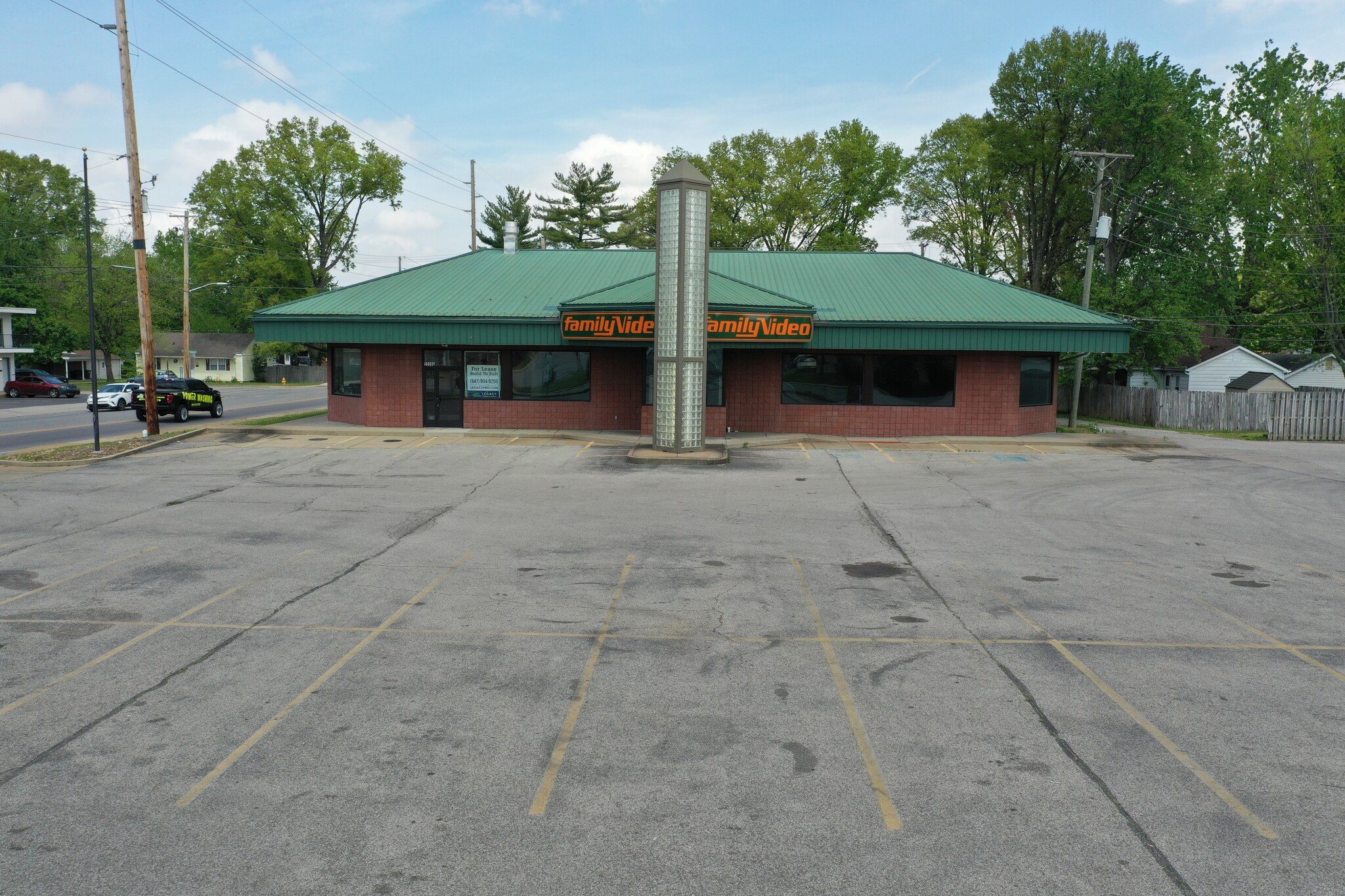 2000 Covert Ave, Evansville, IN à louer Photo de l’immeuble– Image 1 sur 1
