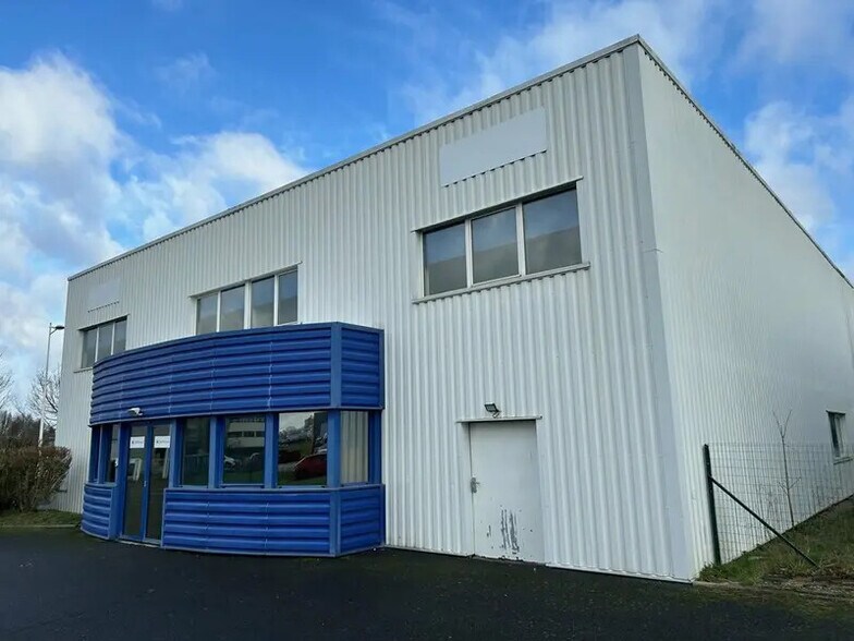 Bureau dans Parçay-Meslay à louer - Photo de l’immeuble – Image 1 sur 12