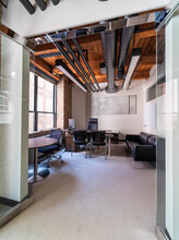 414 N Orleans St, Chicago, IL à louer Photo intérieure– Image 1 sur 4